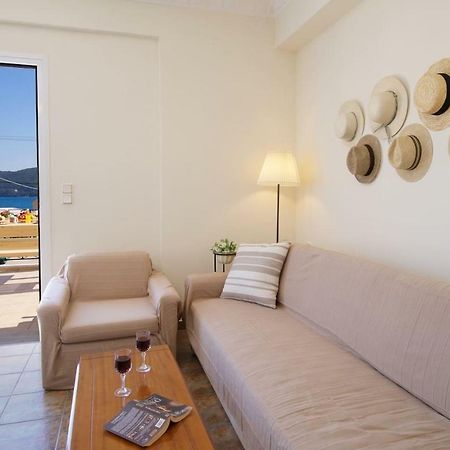 House Of Hats - Next To The Coast - Karavomylos Extérieur photo