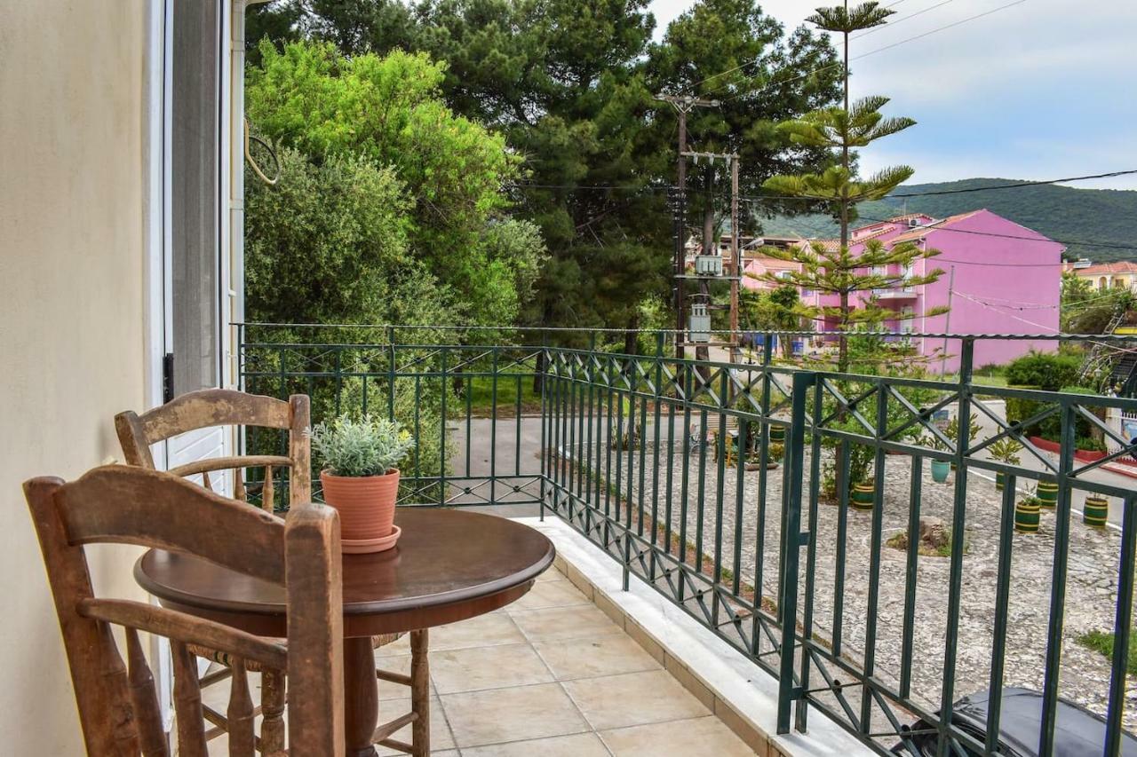 House Of Hats - Next To The Coast - Karavomylos Extérieur photo